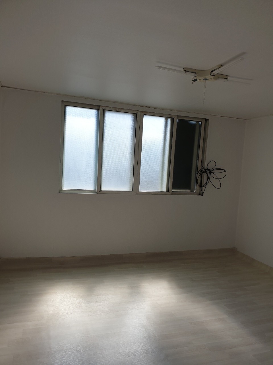 Post image 11