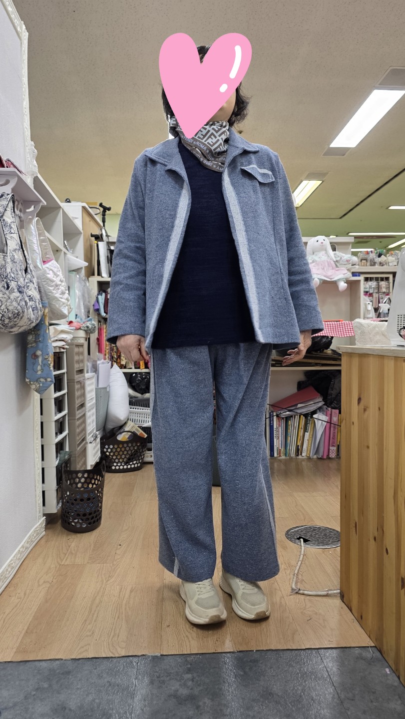 Post image 11