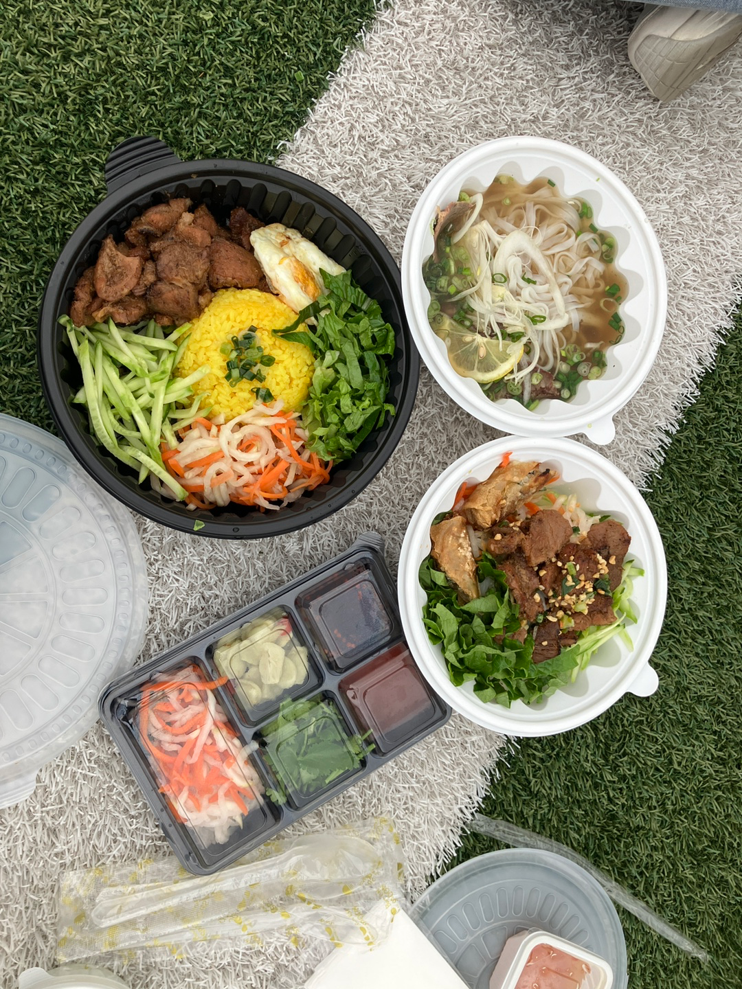 피크닉에서 매번 김밥만 드시나요..?