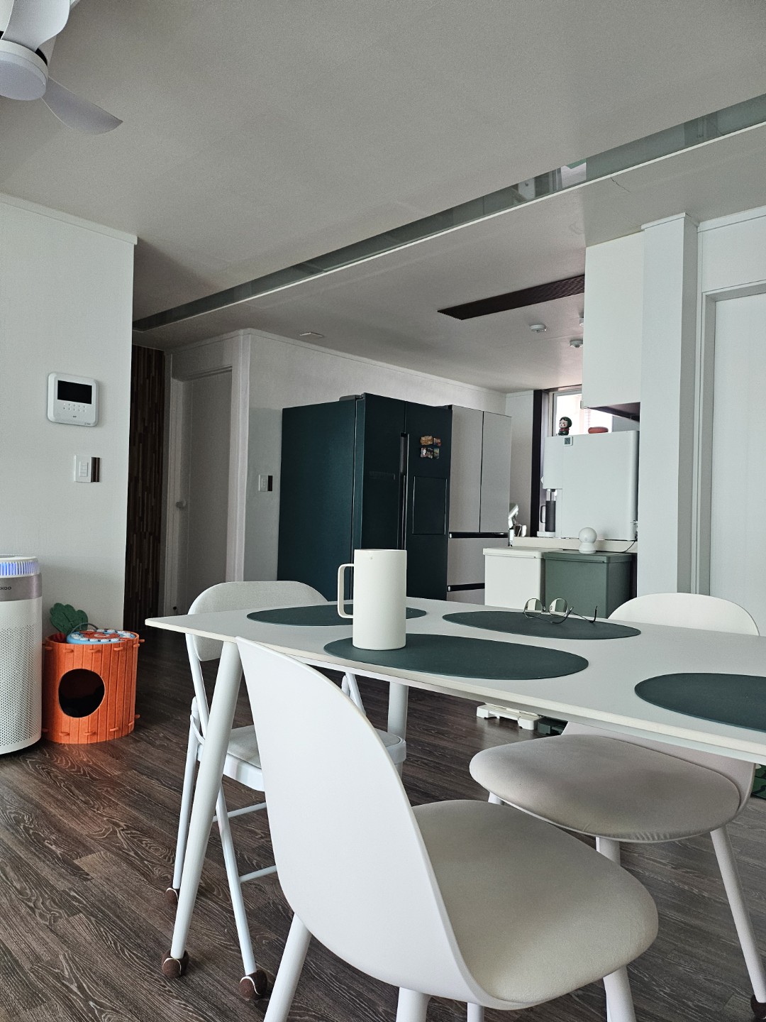 집사서 이사하면서 저렴하게 셀프 인테하고 살고 있네요~