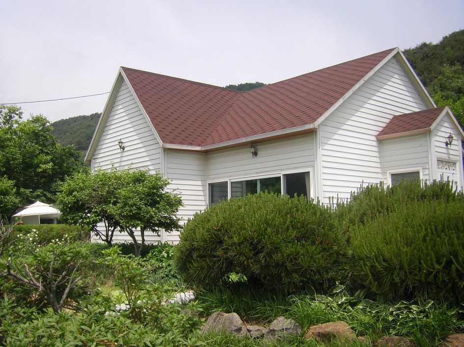 Post image 11