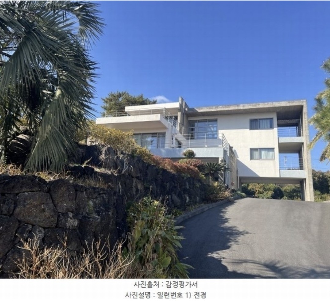 Post image 6
