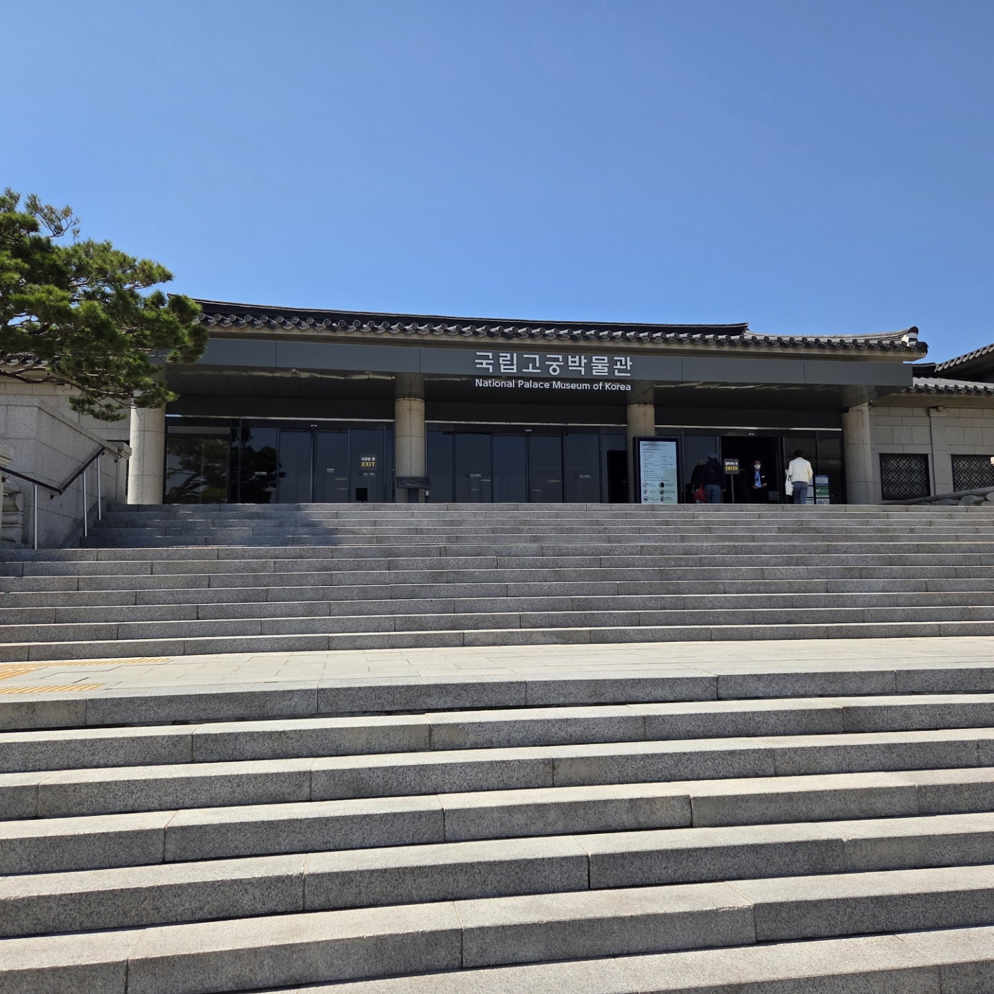 Post image 12