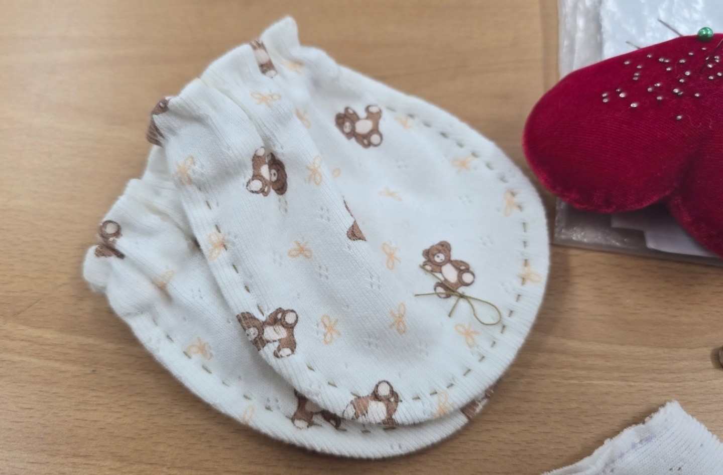 바느질 봉사왔어요^^