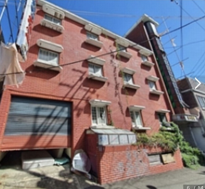 Post image 6