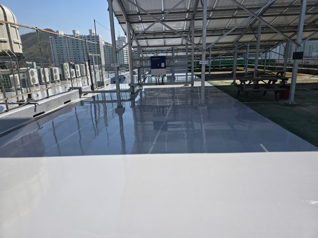 Post image 8