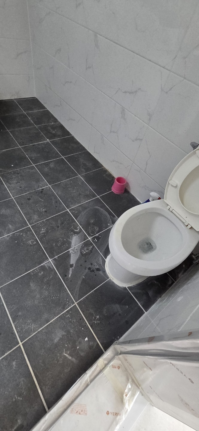Post image 10