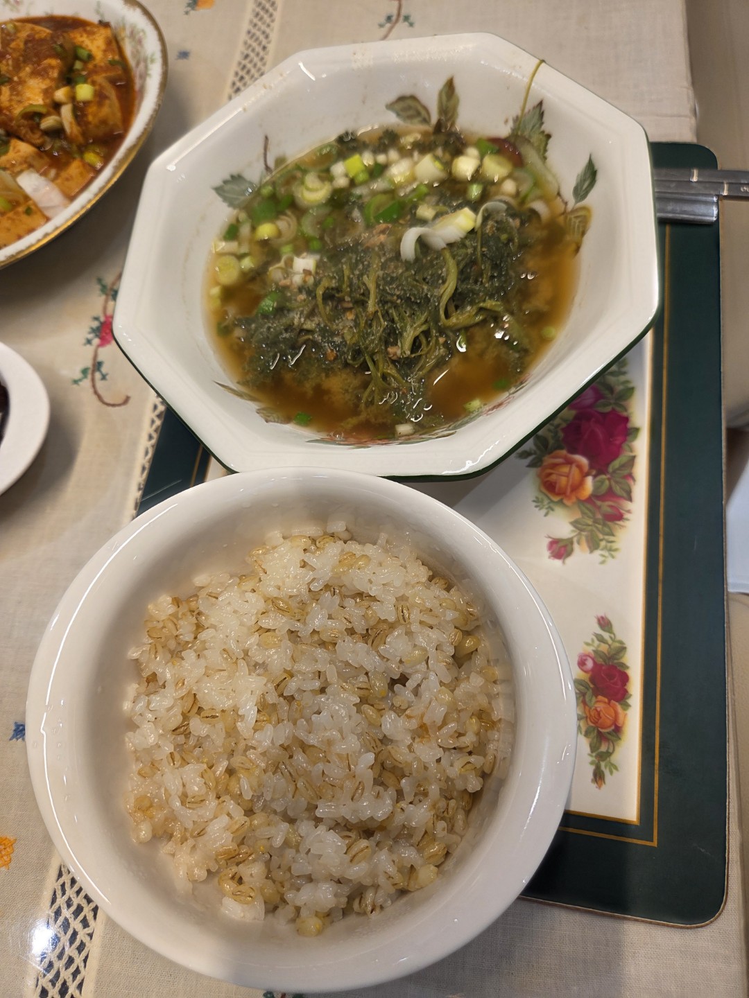 봄되니 풀밭밥상