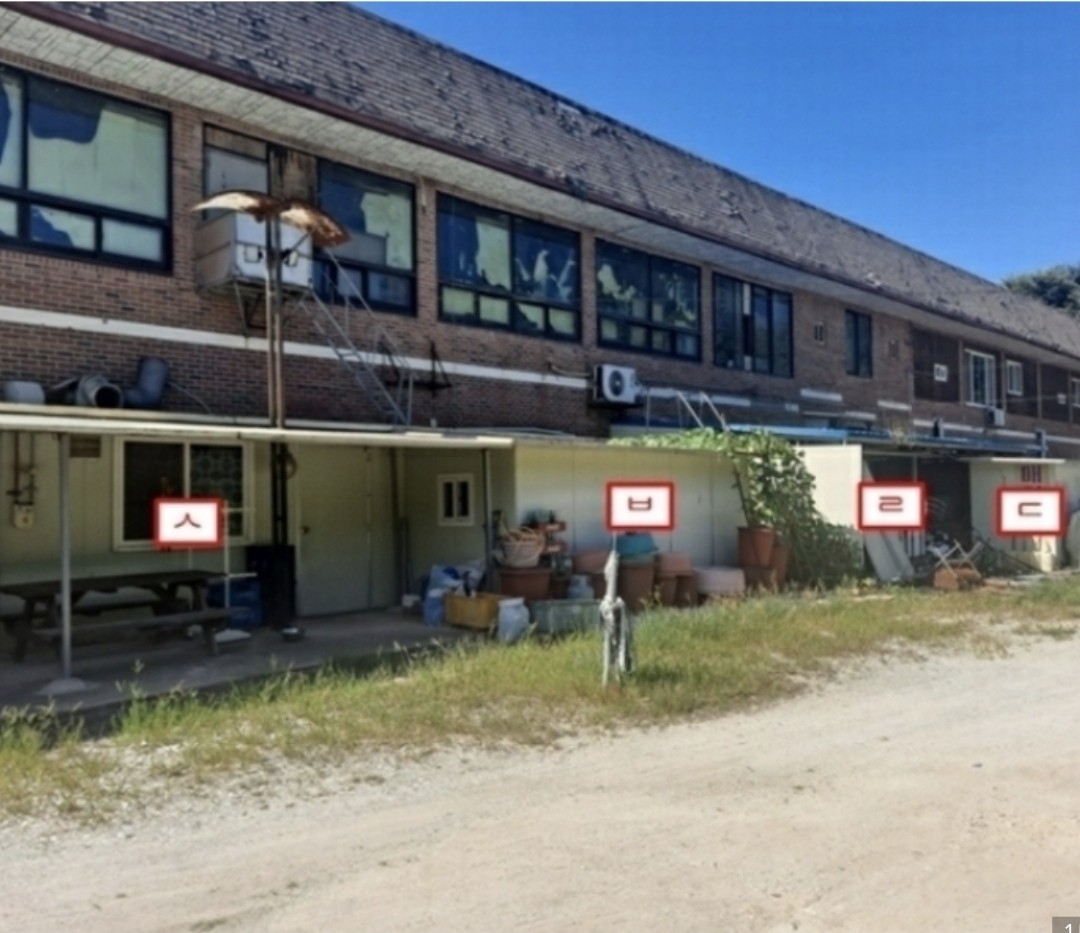 Post image 14