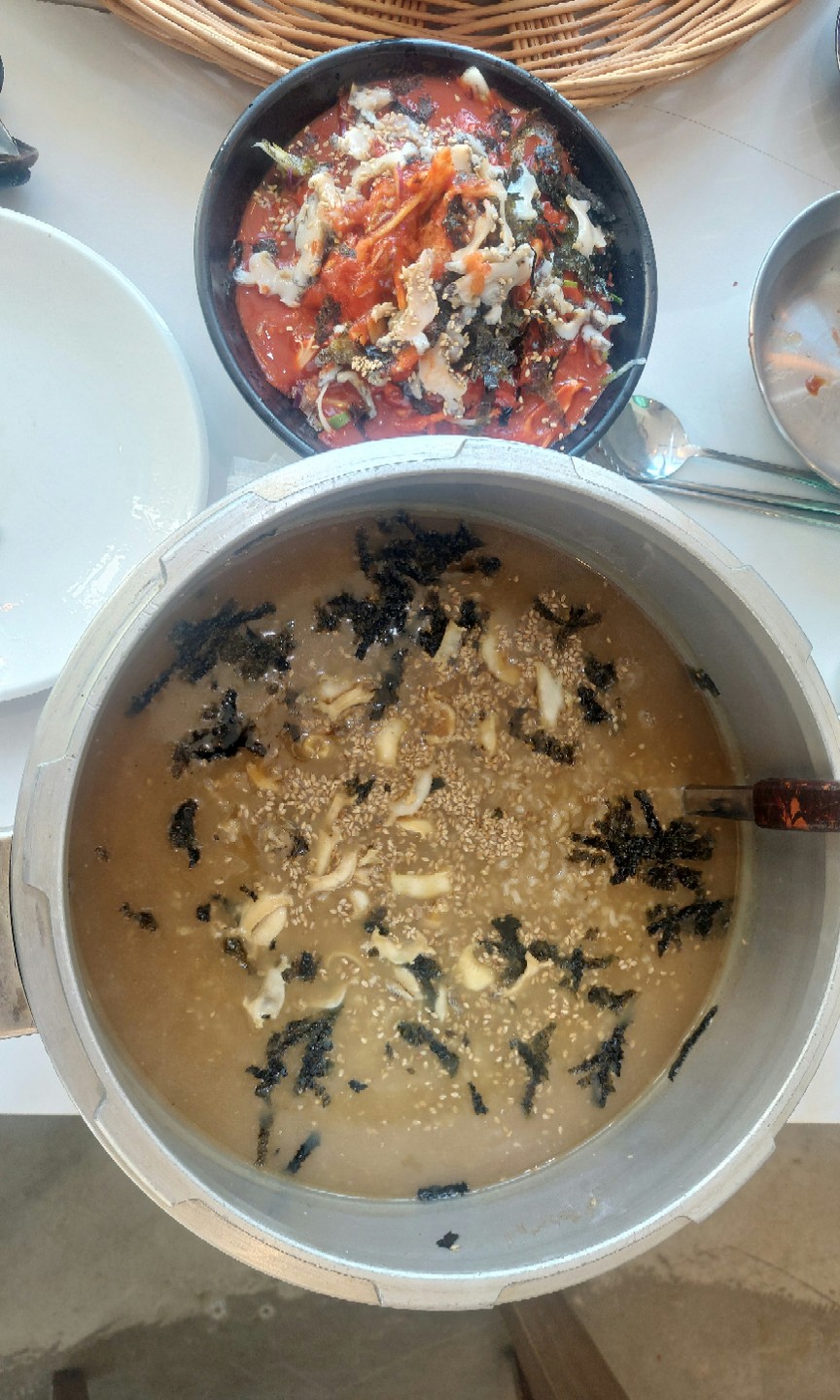 Post image 11