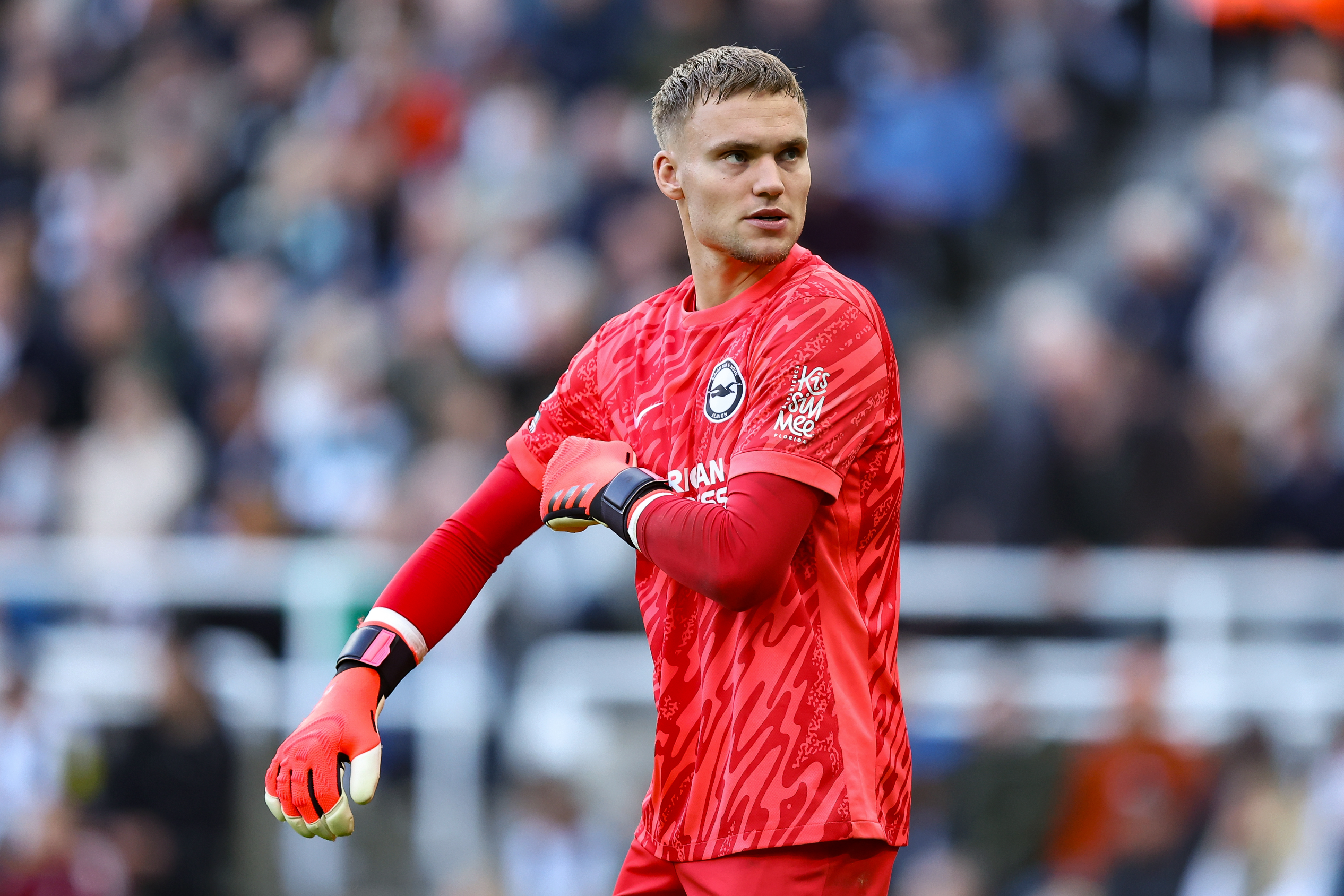 [톰 바클레이] 비카리오 대체자로 트래포드와 페르브뤼헌을 주시 중