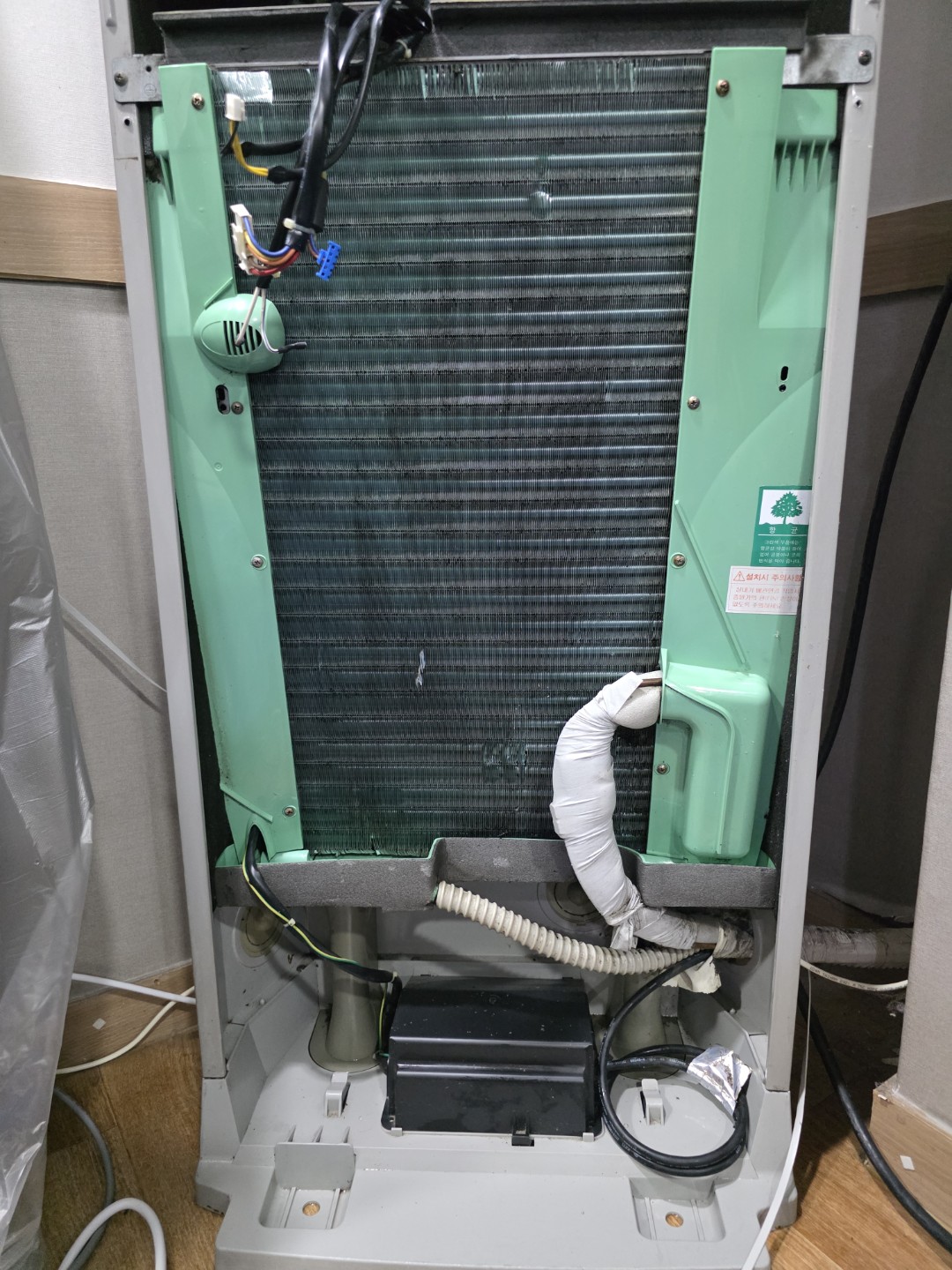 20년 넘은 스탠드에어컨 청소 요양원 작업 현장