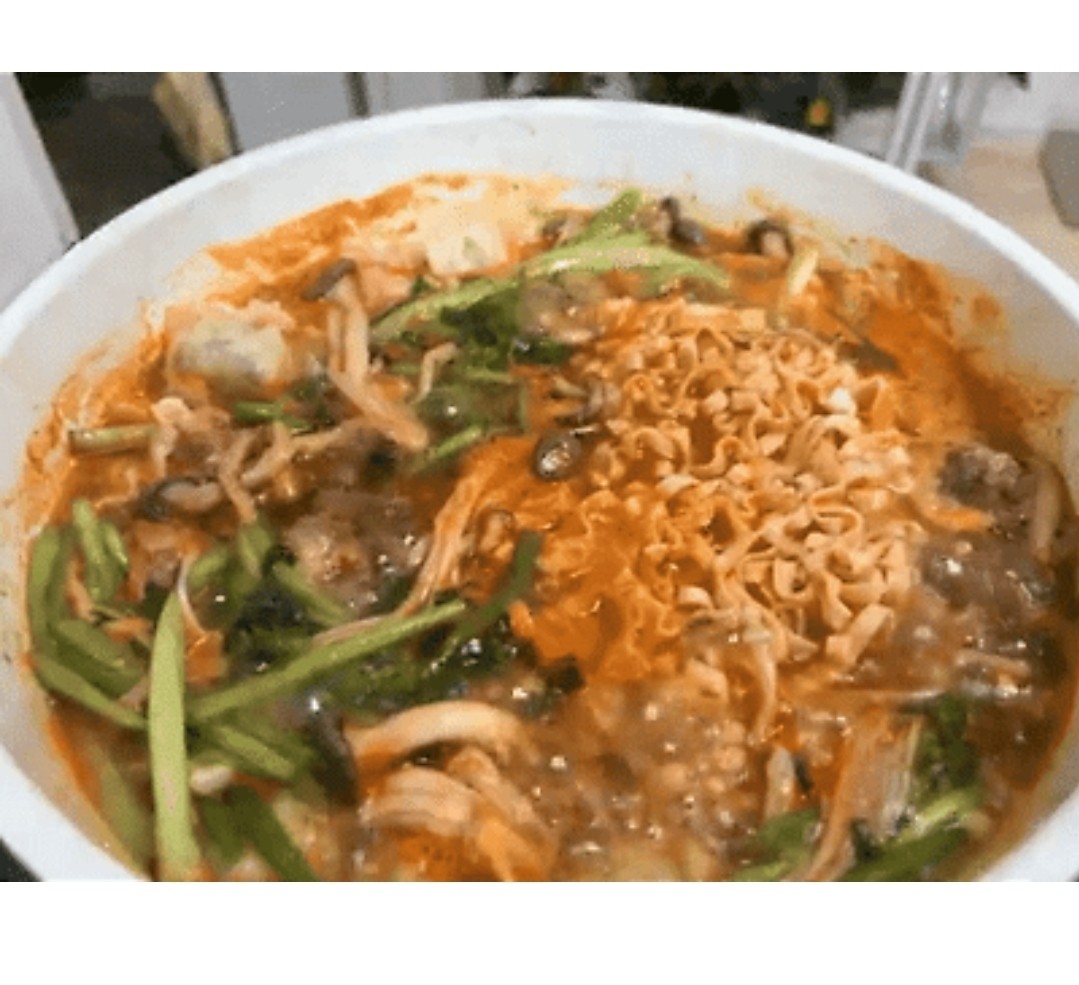 Post image 6