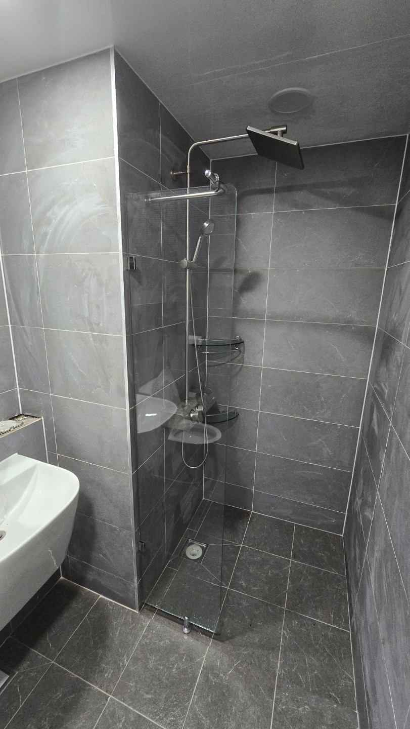 Post image 8