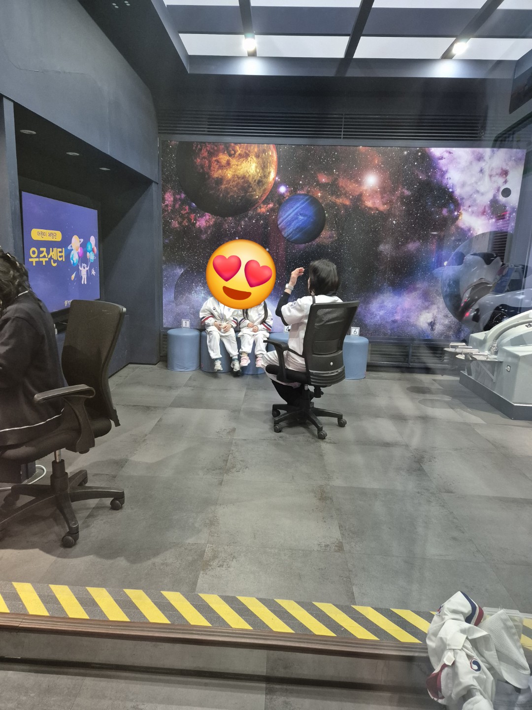 Post image 19