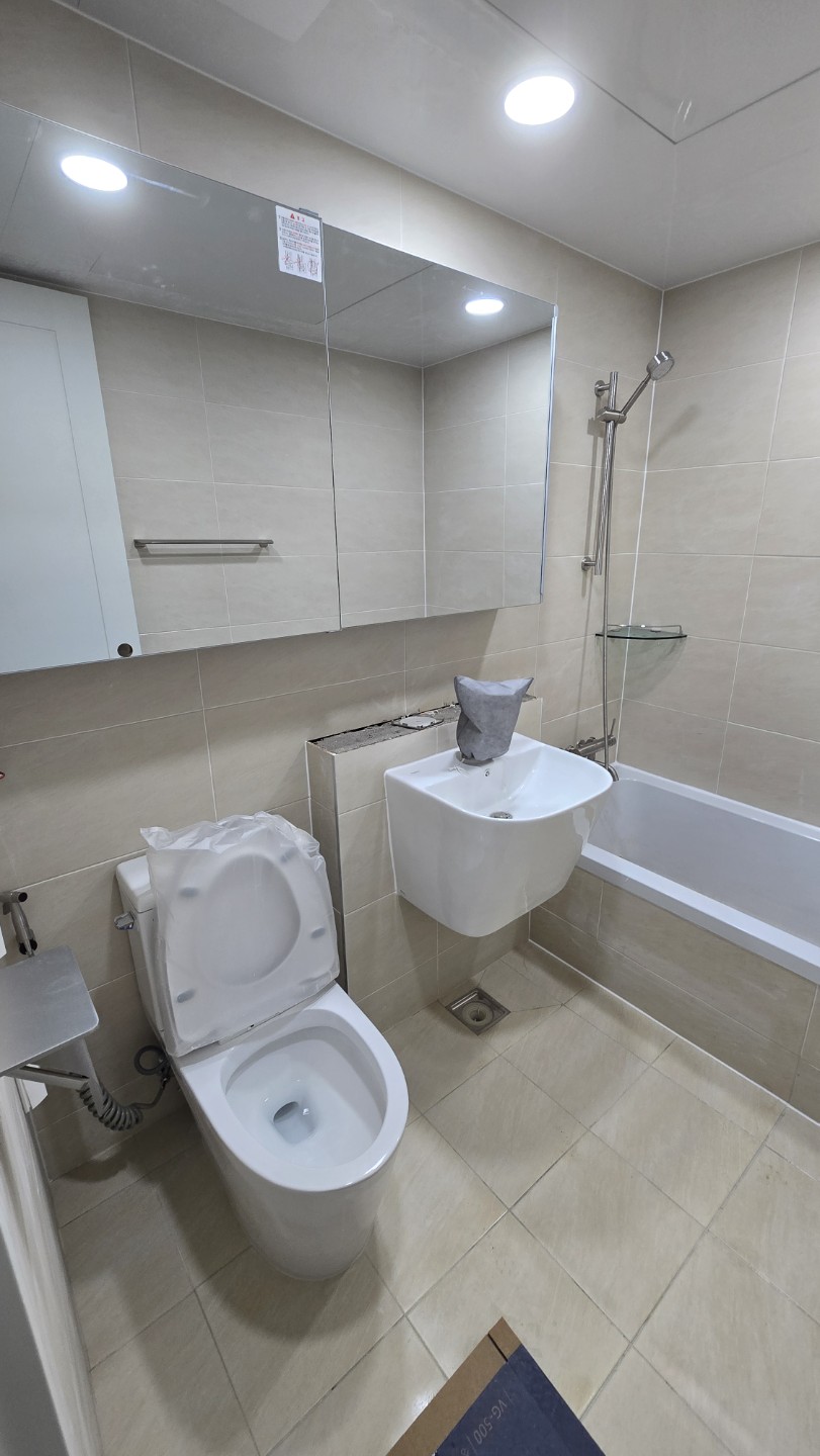 Post image 9