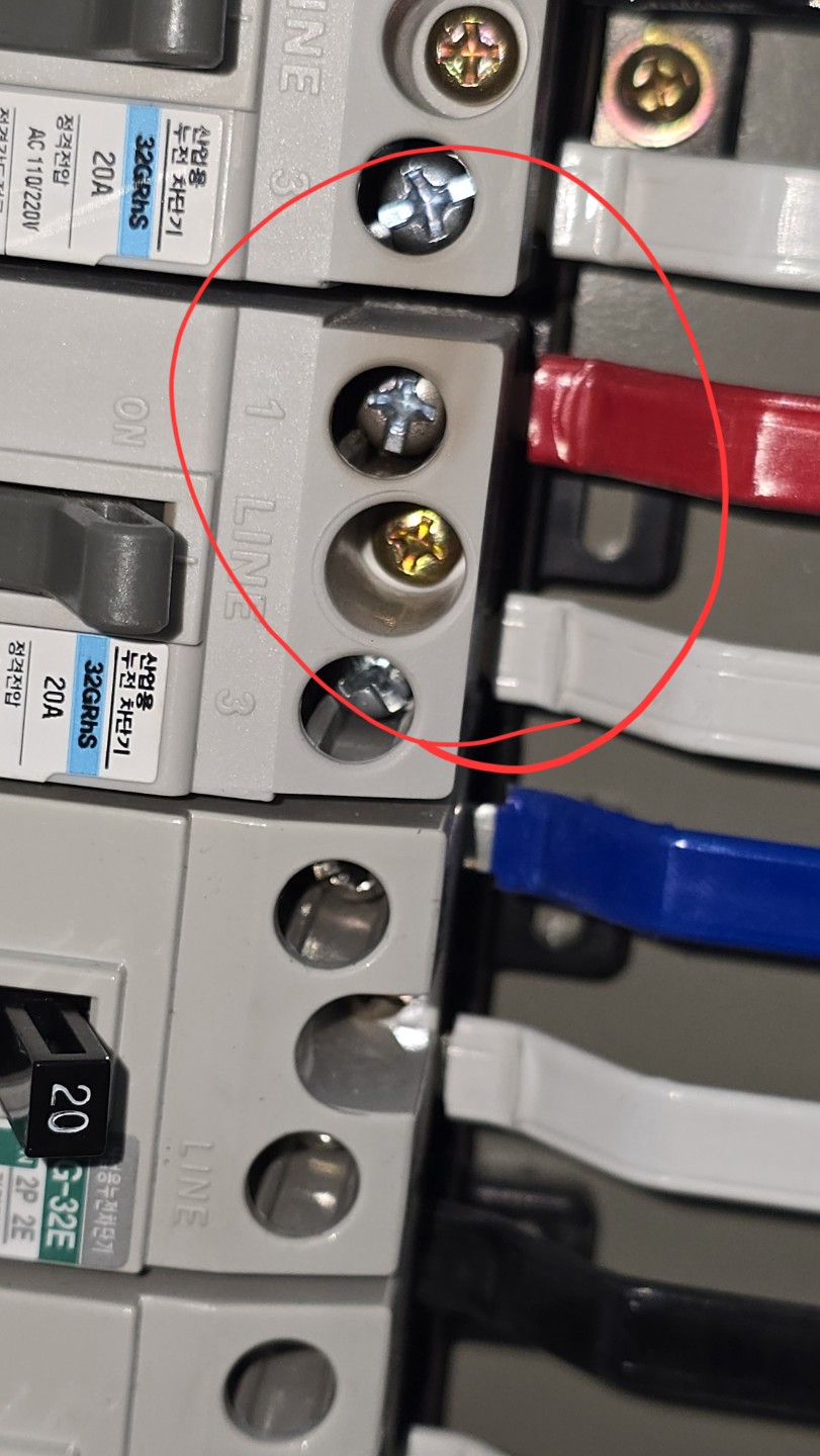Post image 13