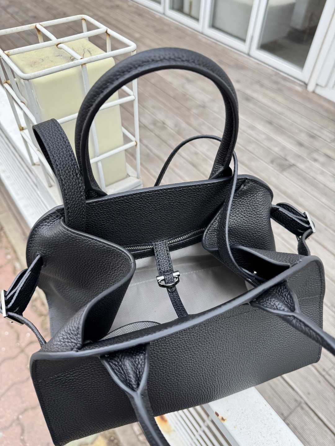 Post image 12