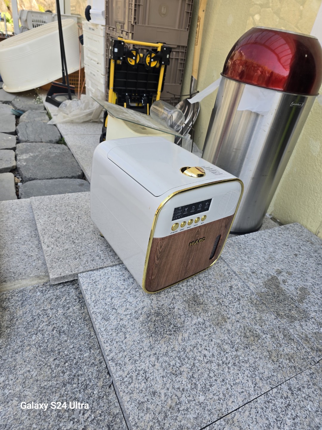 Post image 7