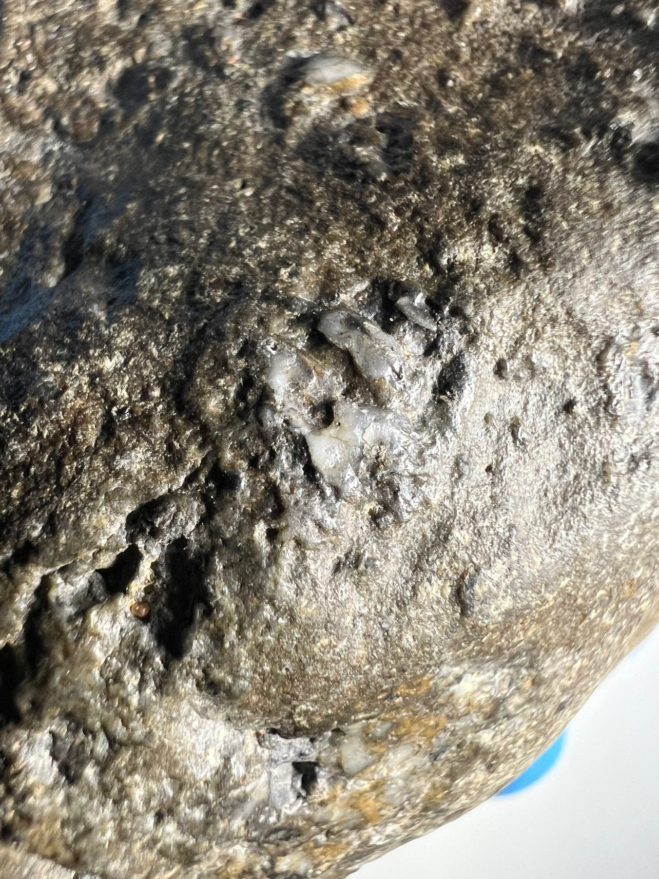 Post image 10