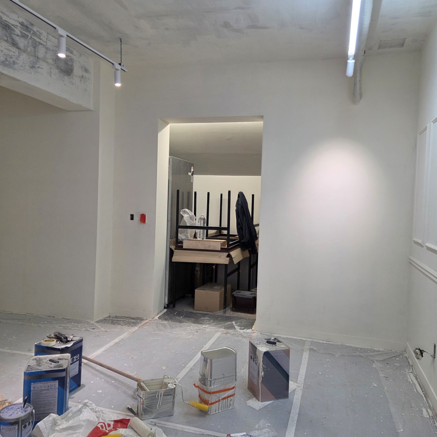 Post image 4