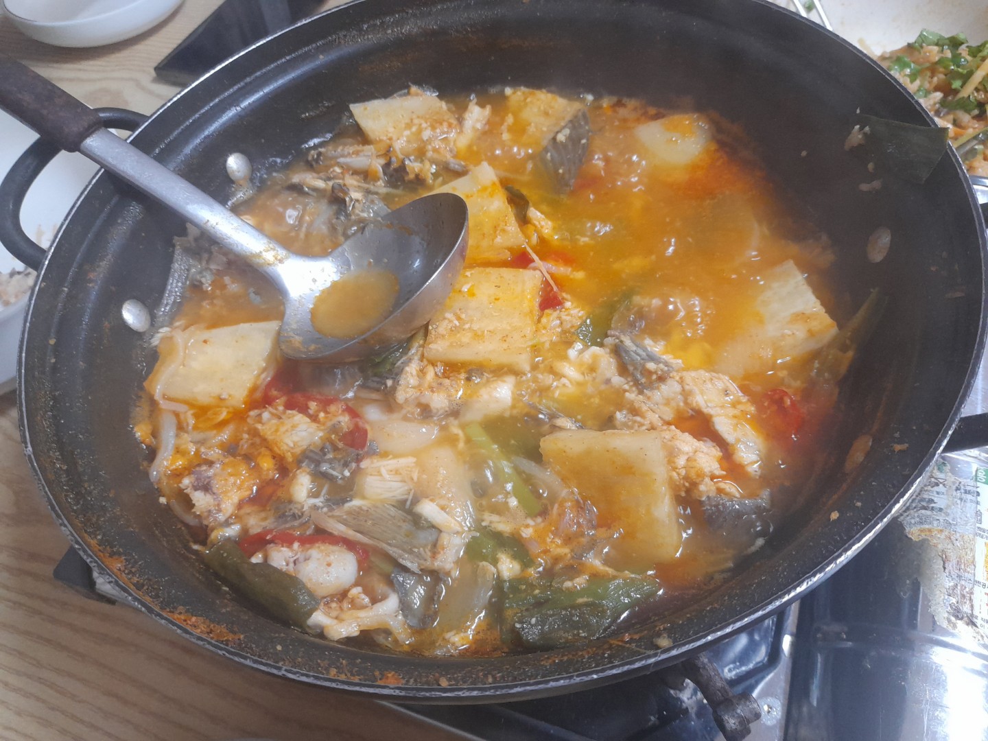 매운탕 오랜만에 ㅋㅋ