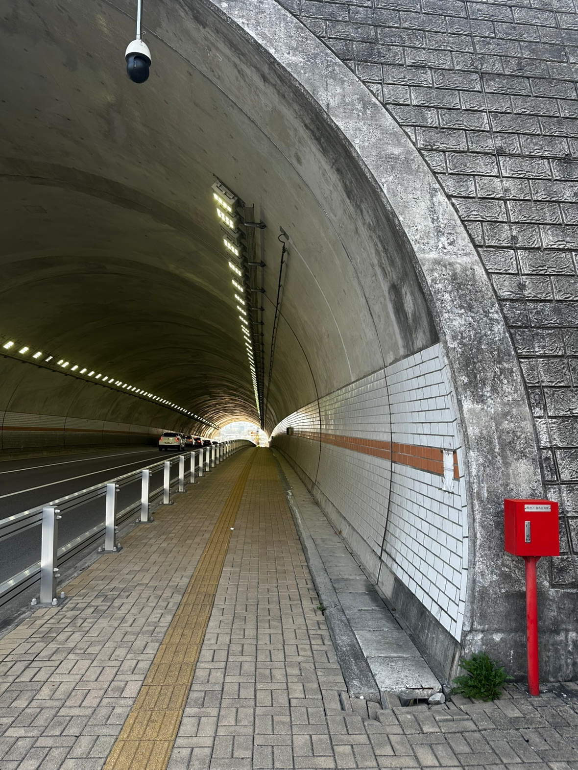Post image 5