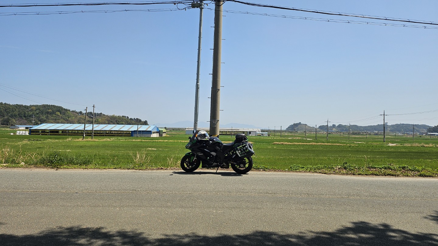 Post image 11