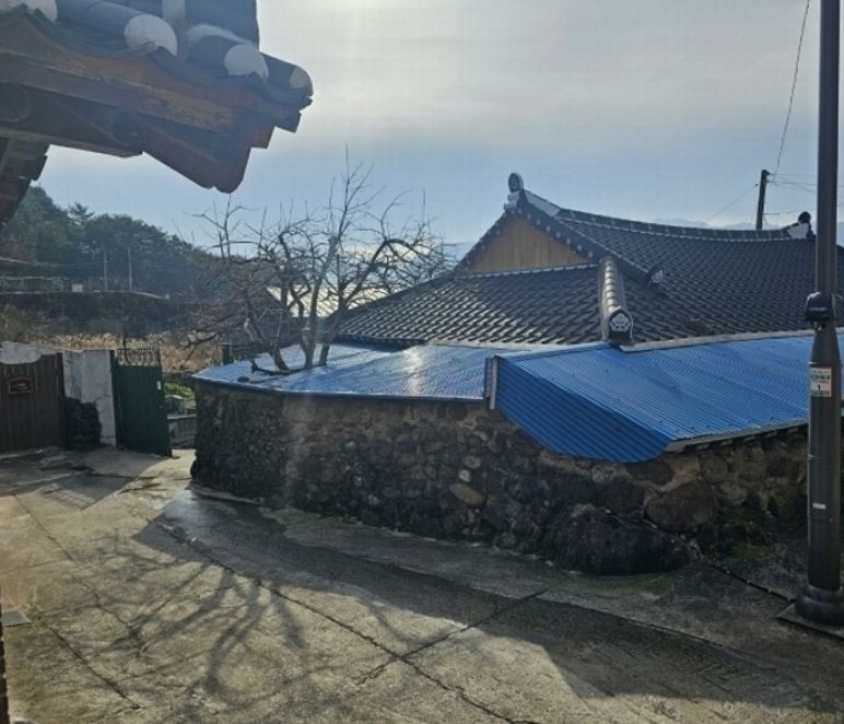 Post image 9