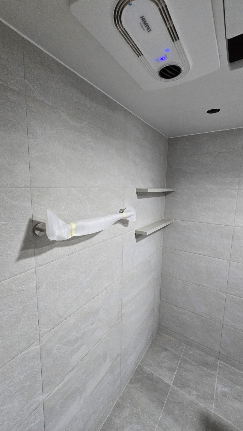 Post image 8
