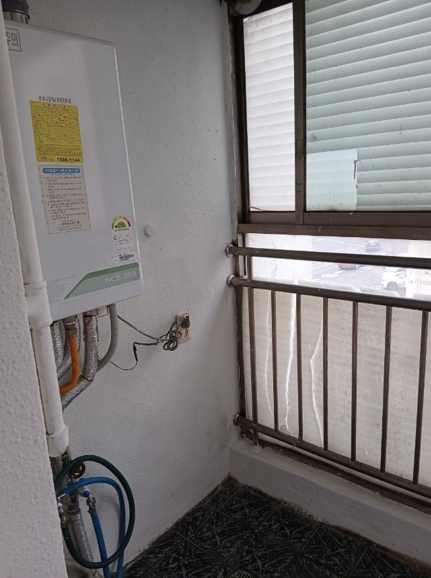 Post image 44