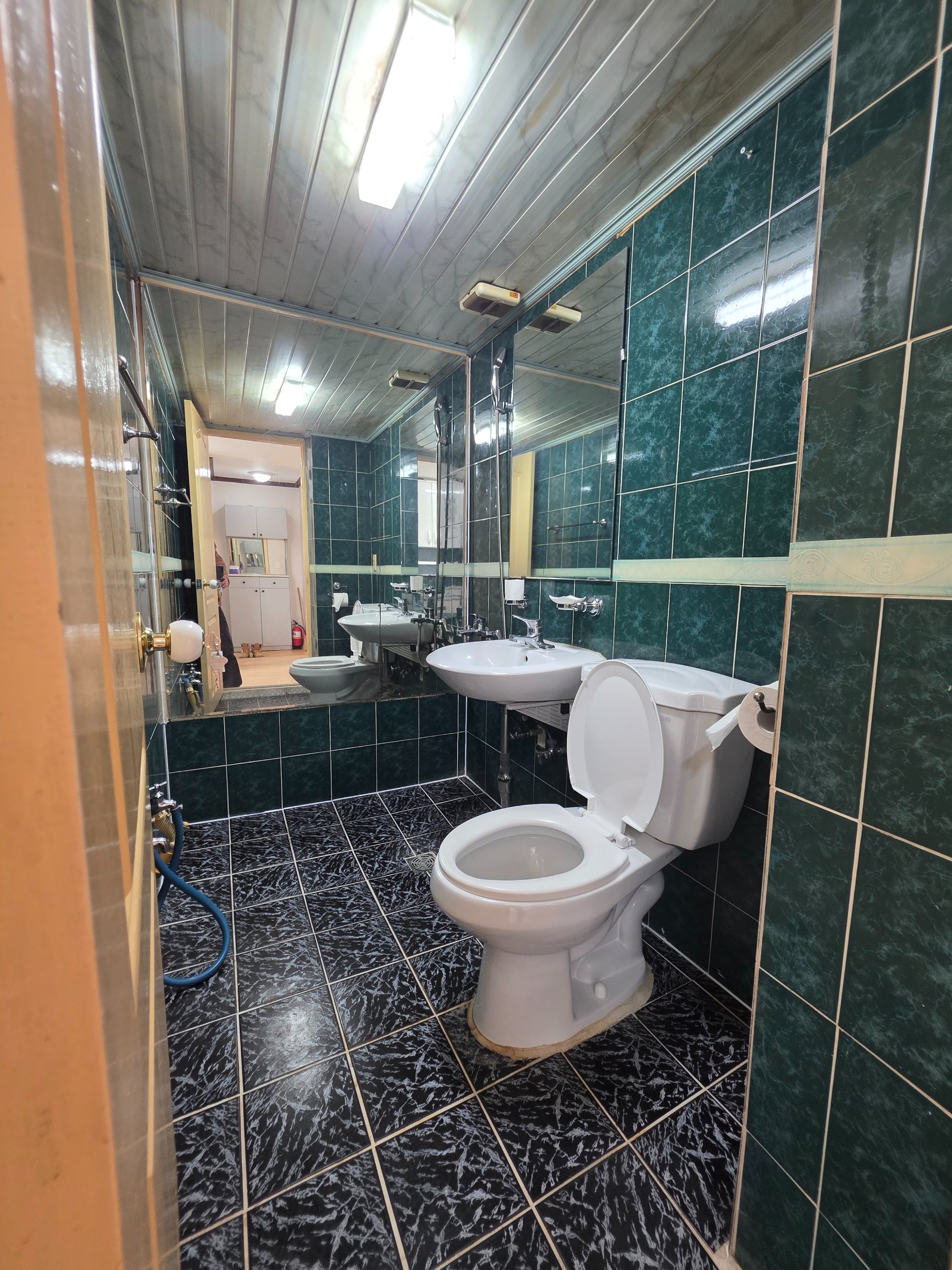 Post image 13