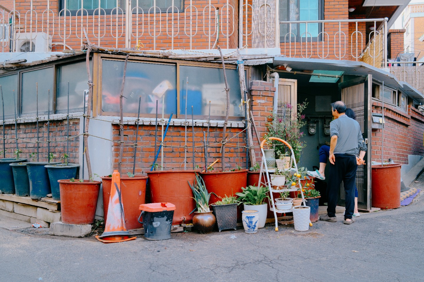 Post image 7