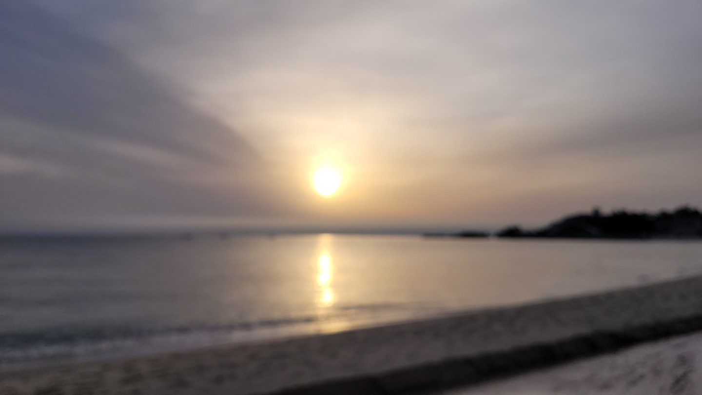 날이뜨겁따  내가슴도 뜨겁따