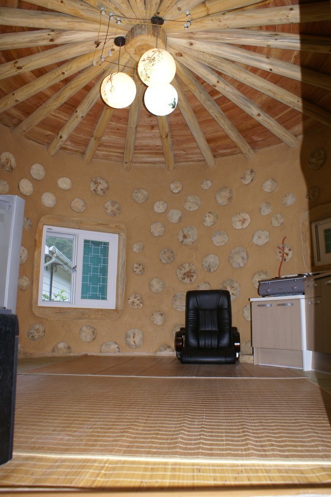 Post image 6