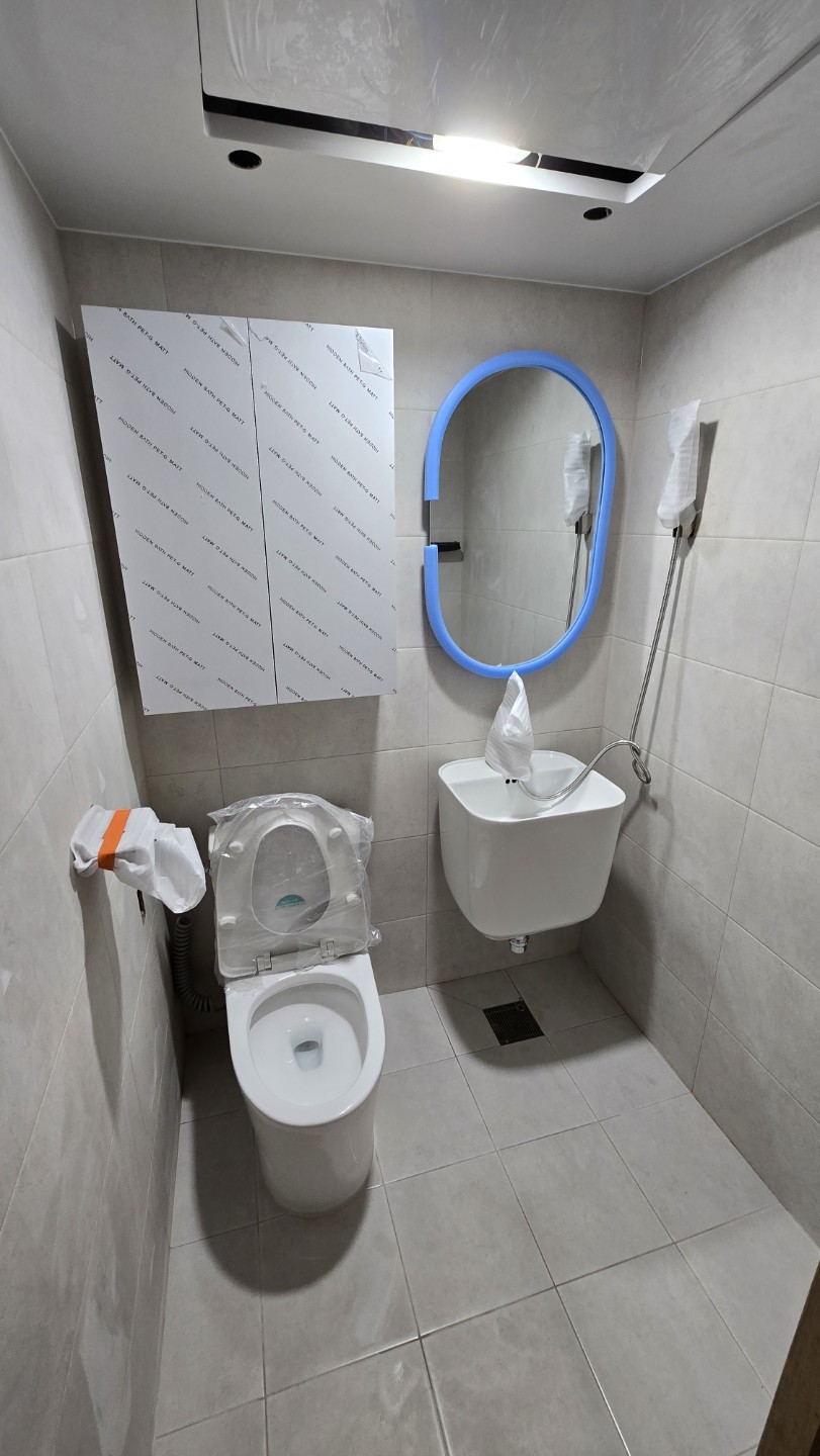 Post image 8