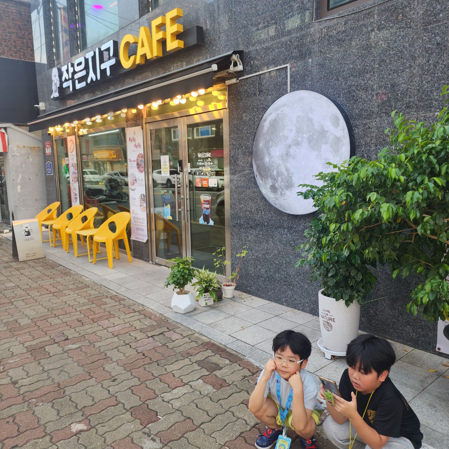 Post image 10