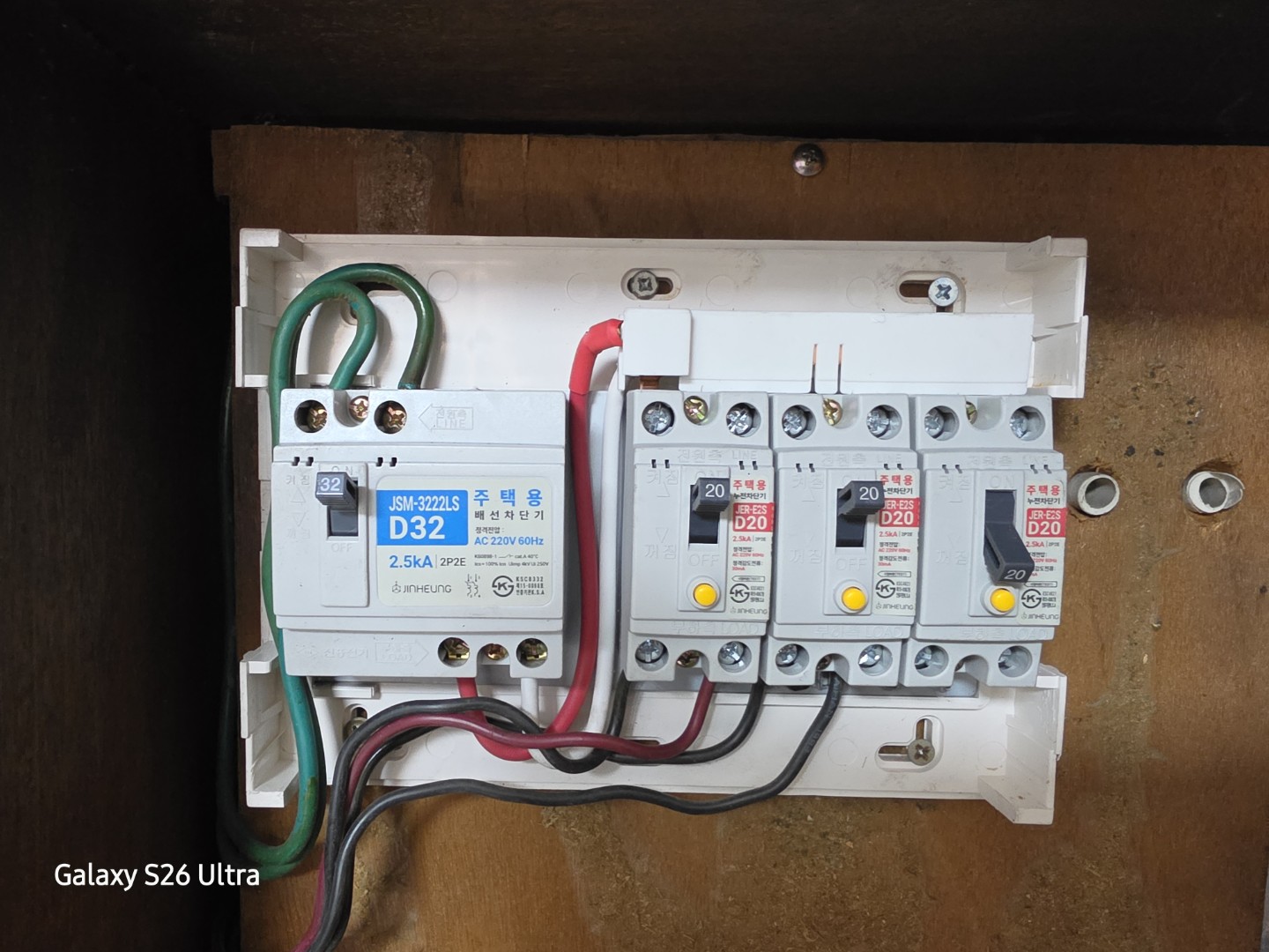 Post image 13