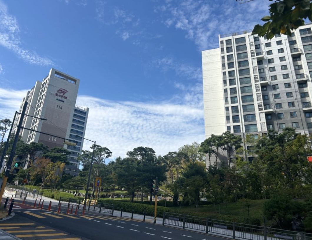 Post image 30