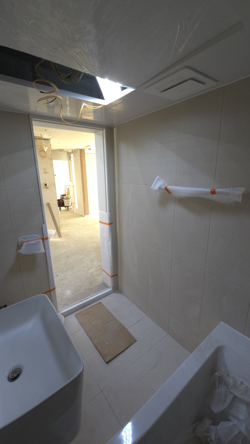 Post image 4