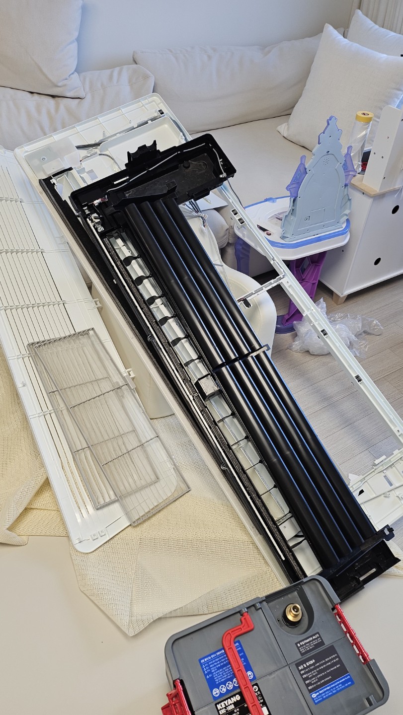 Post image 6