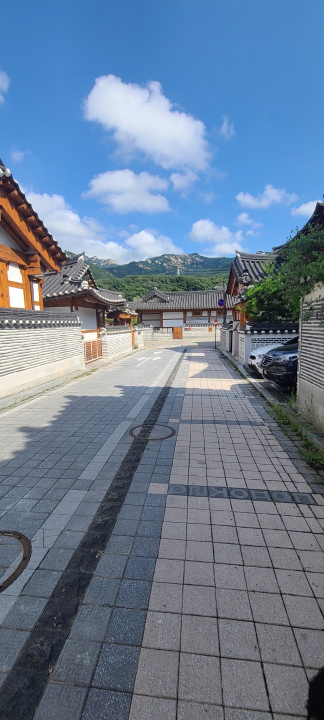 Post image 18