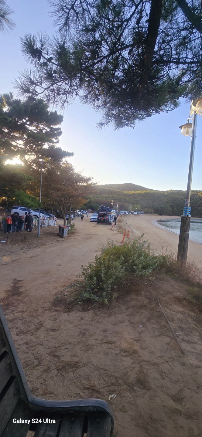 안녕하세요, 차박 캠핑 애호가 여러분께 따뜻한 인사를 전합니다.