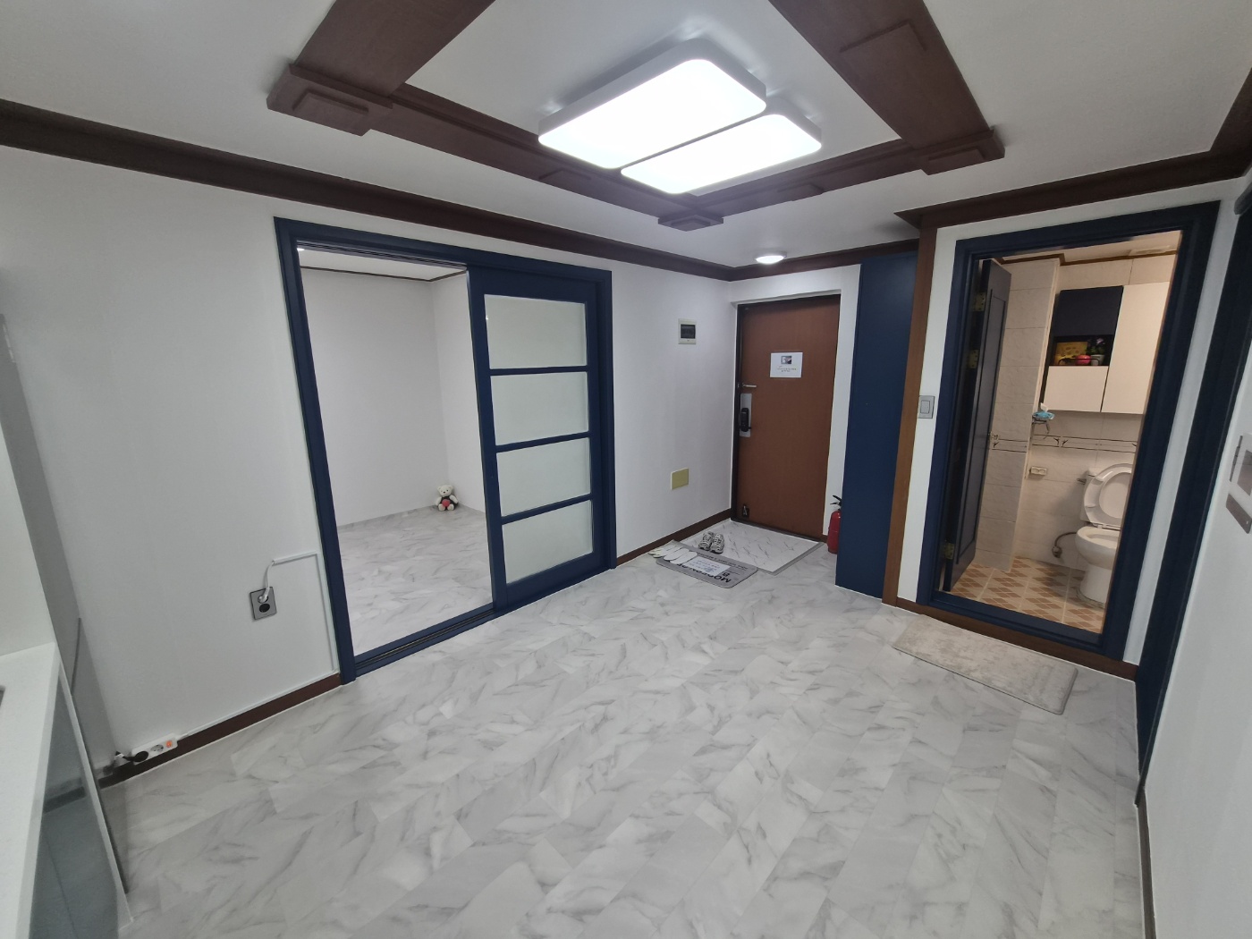 Post image 7