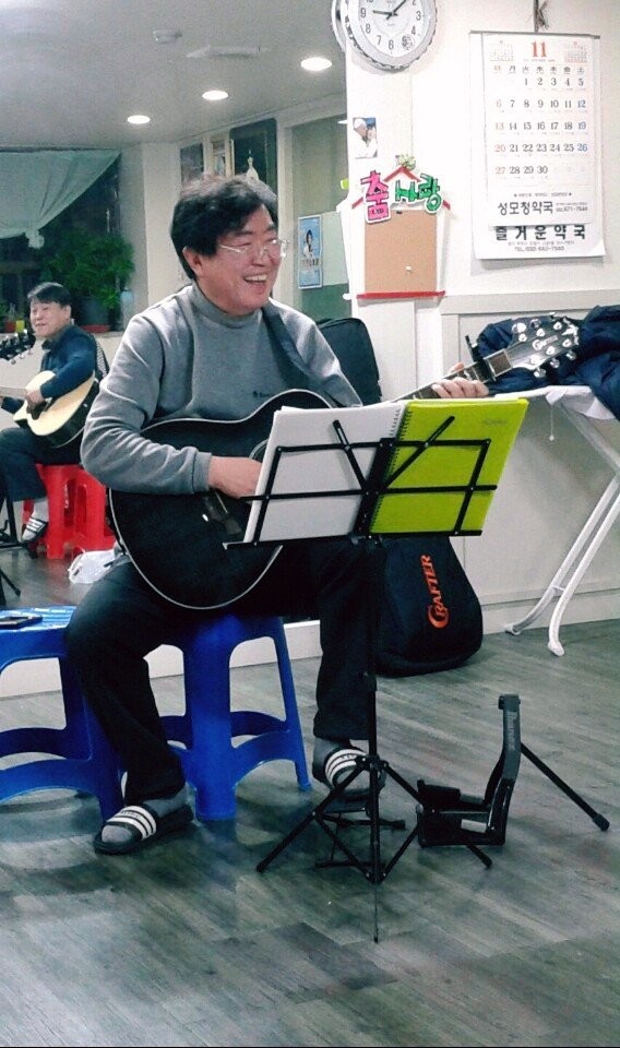 건축기사로 제3의 인생을 살고 있습니다 소통하며 살고싶습니다