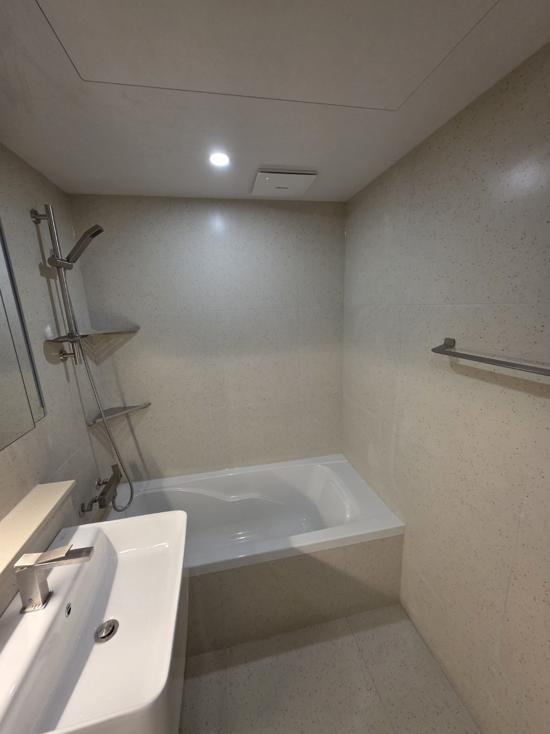 Post image 5