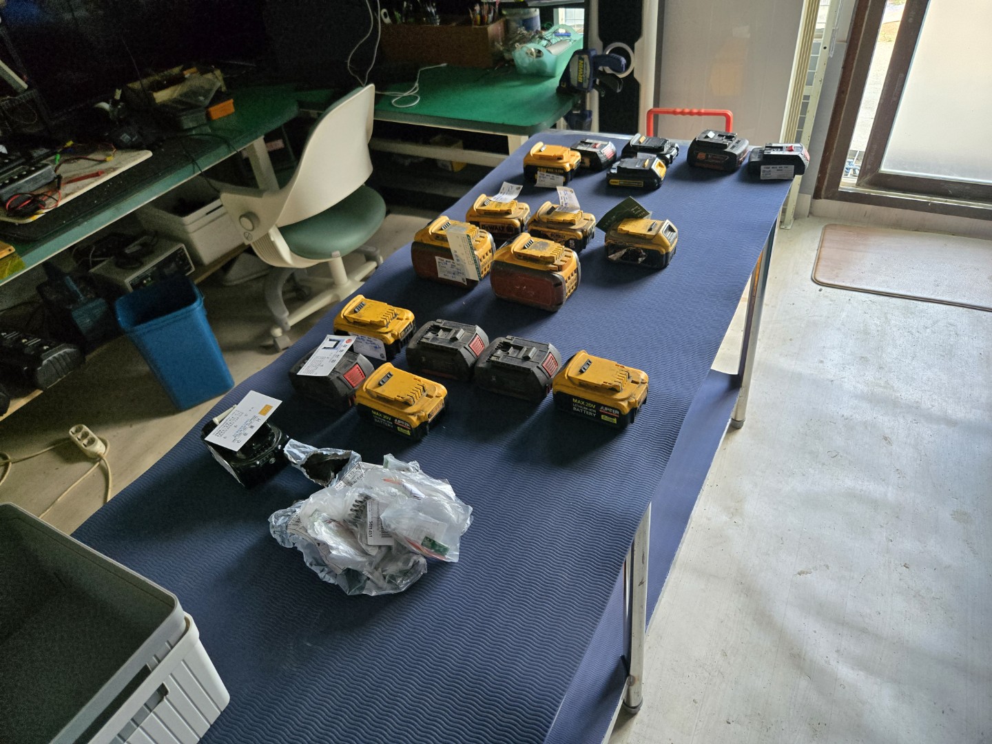 Post image 11