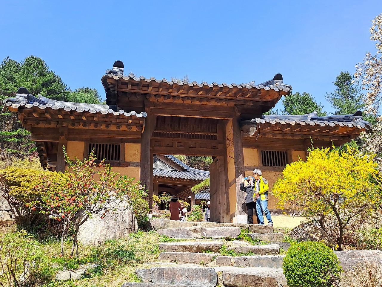 Post image 15