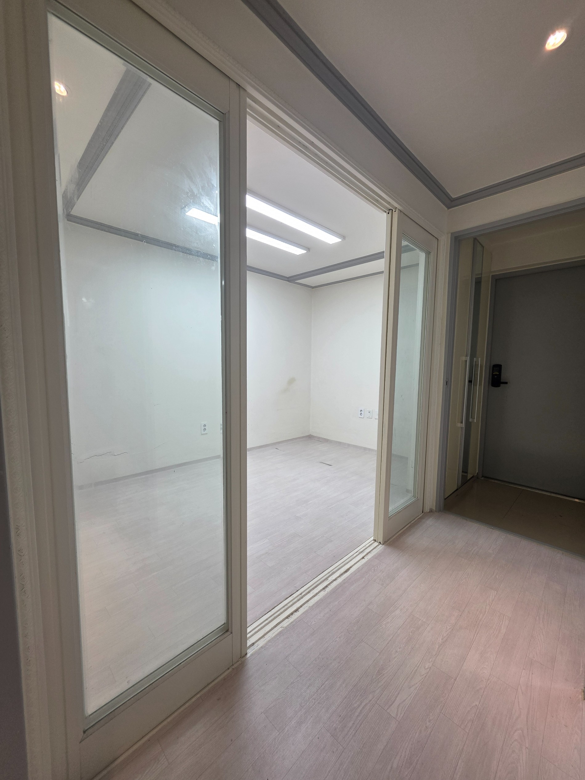 Post image 8