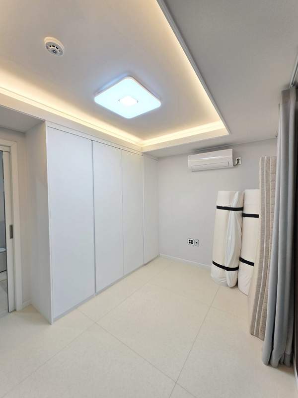 Post image 24